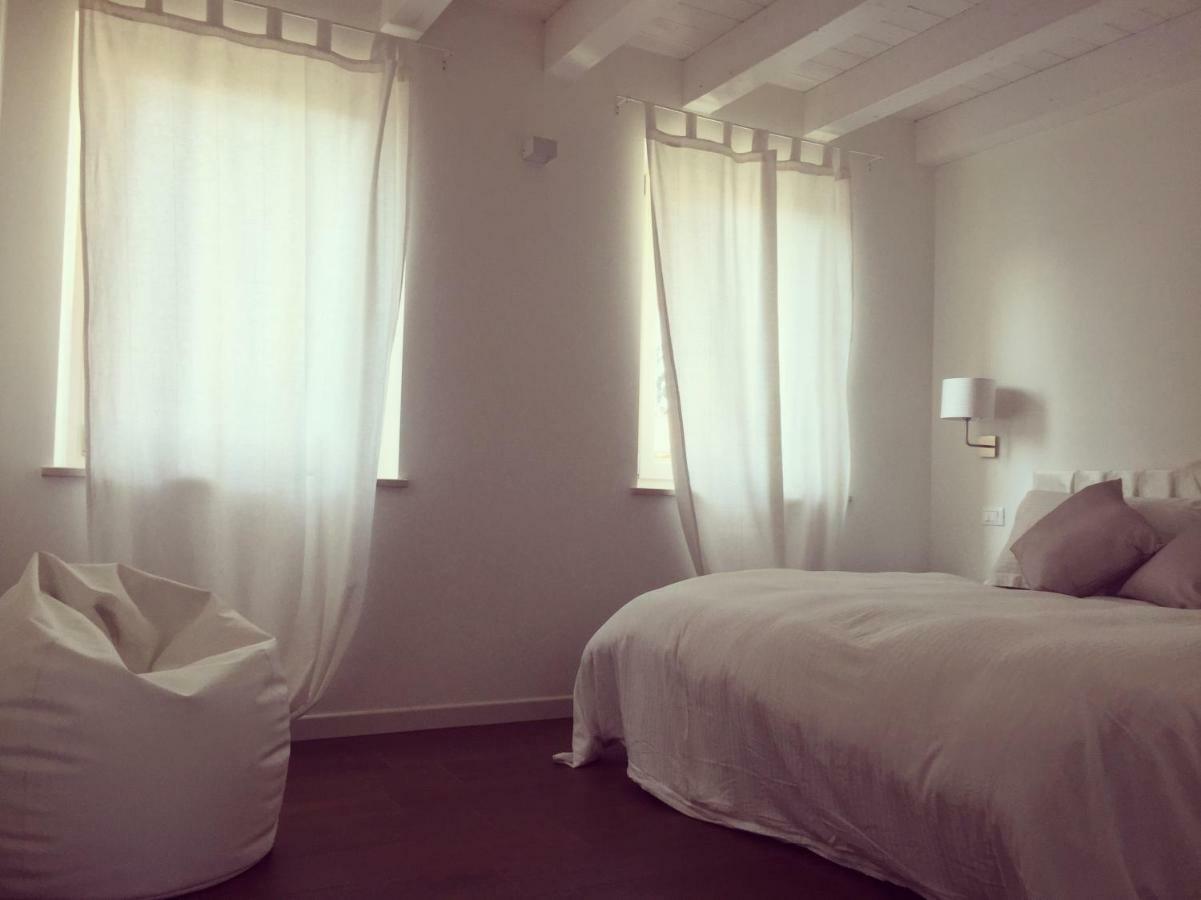 Sweet Corner Castelnuovo del Garda Exterior foto