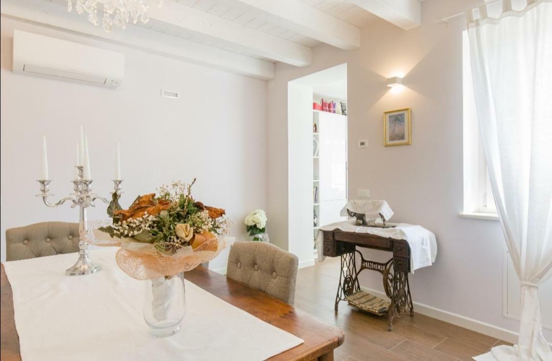 Sweet Corner Castelnuovo del Garda Exterior foto