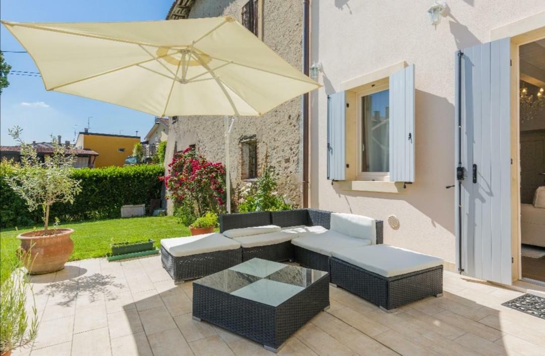 Sweet Corner Castelnuovo del Garda Exterior foto
